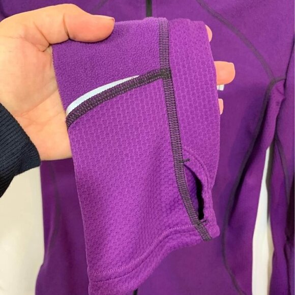 THE North Face woman’s full zip jacket. Purple. Size sm. Vapor wick, flight seri - Picture 4 of 10